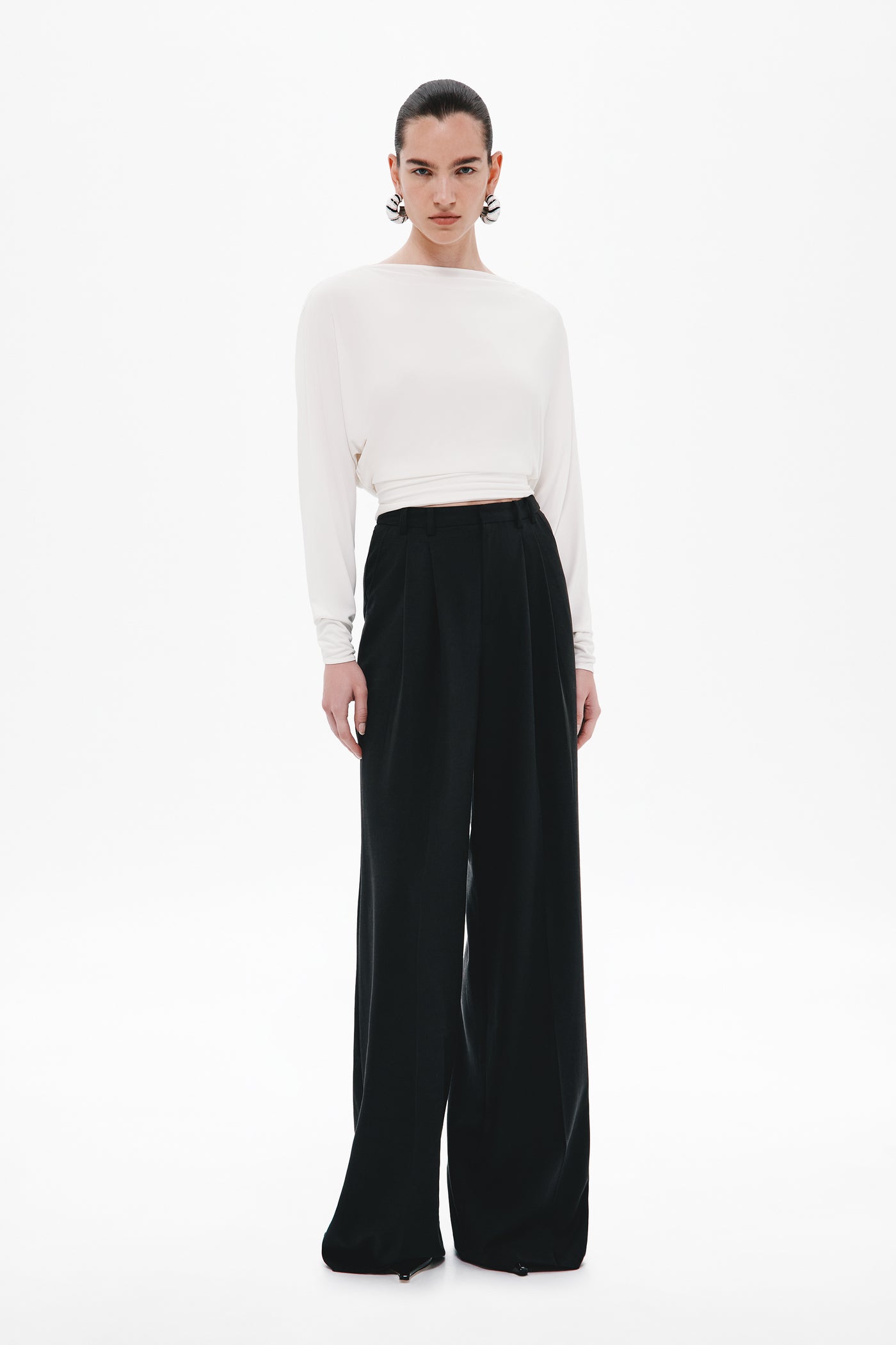 THE HIGH WAISTED SUITING PANT