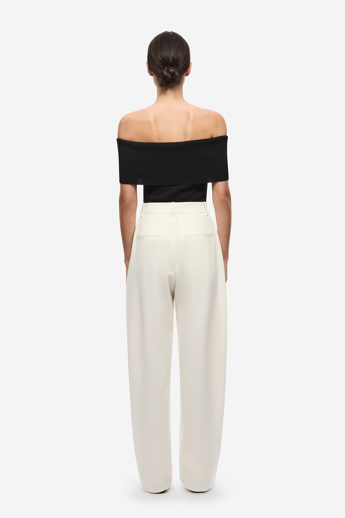 THE LINEAR COMPACT KNIT BODYSUIT