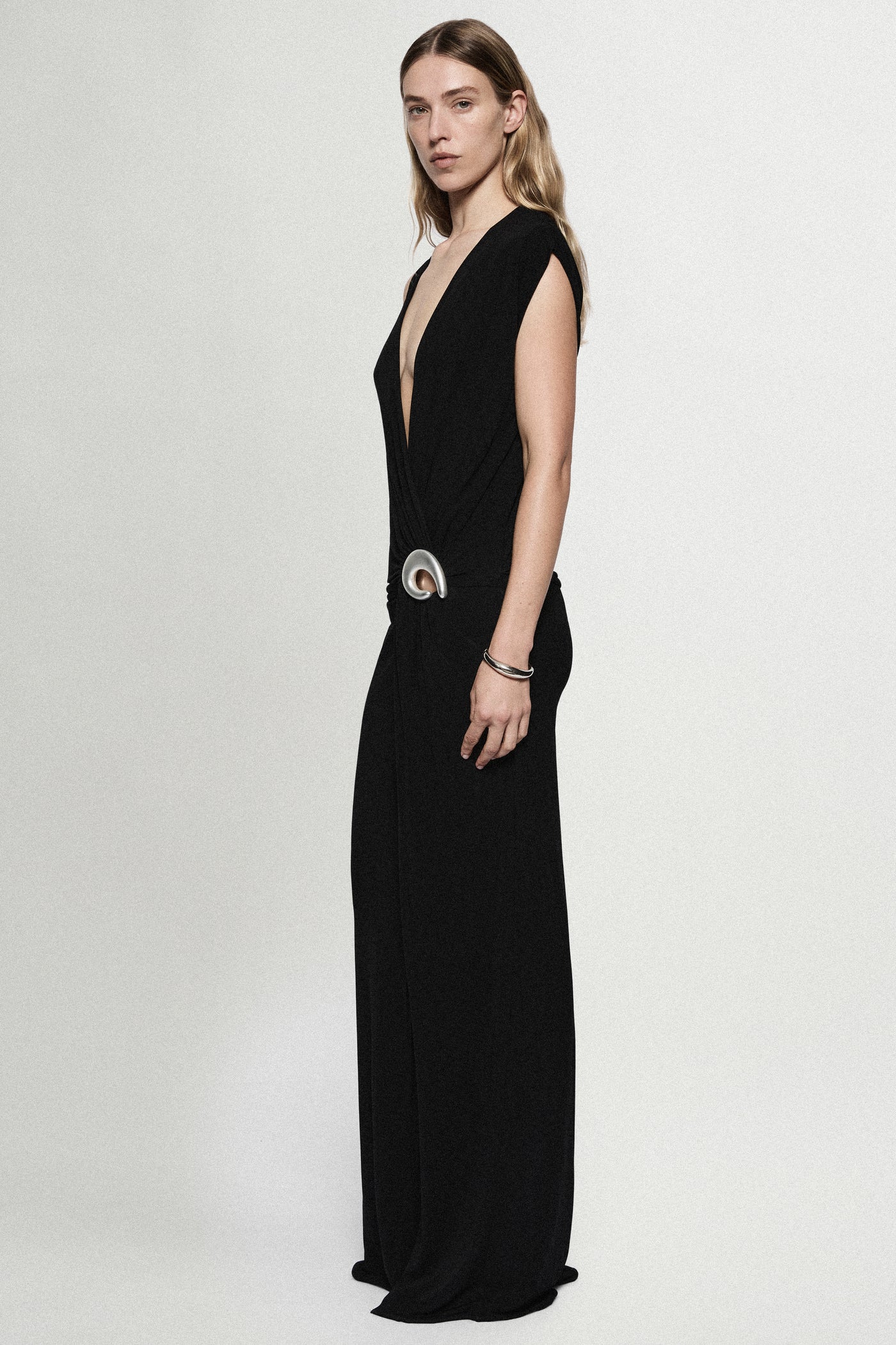 HARDWARE PLUNGE MAXI