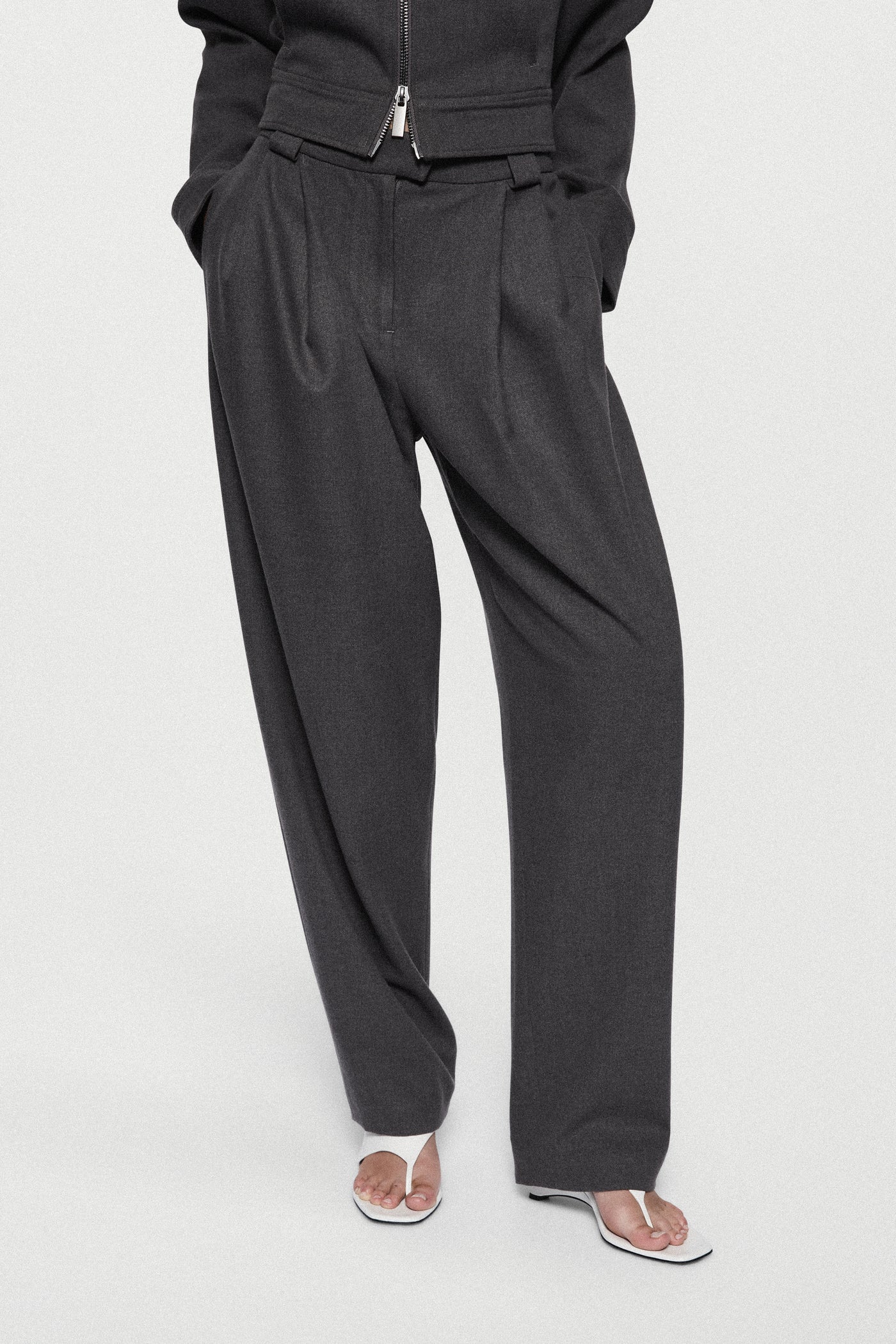 TAILORED TROUSER