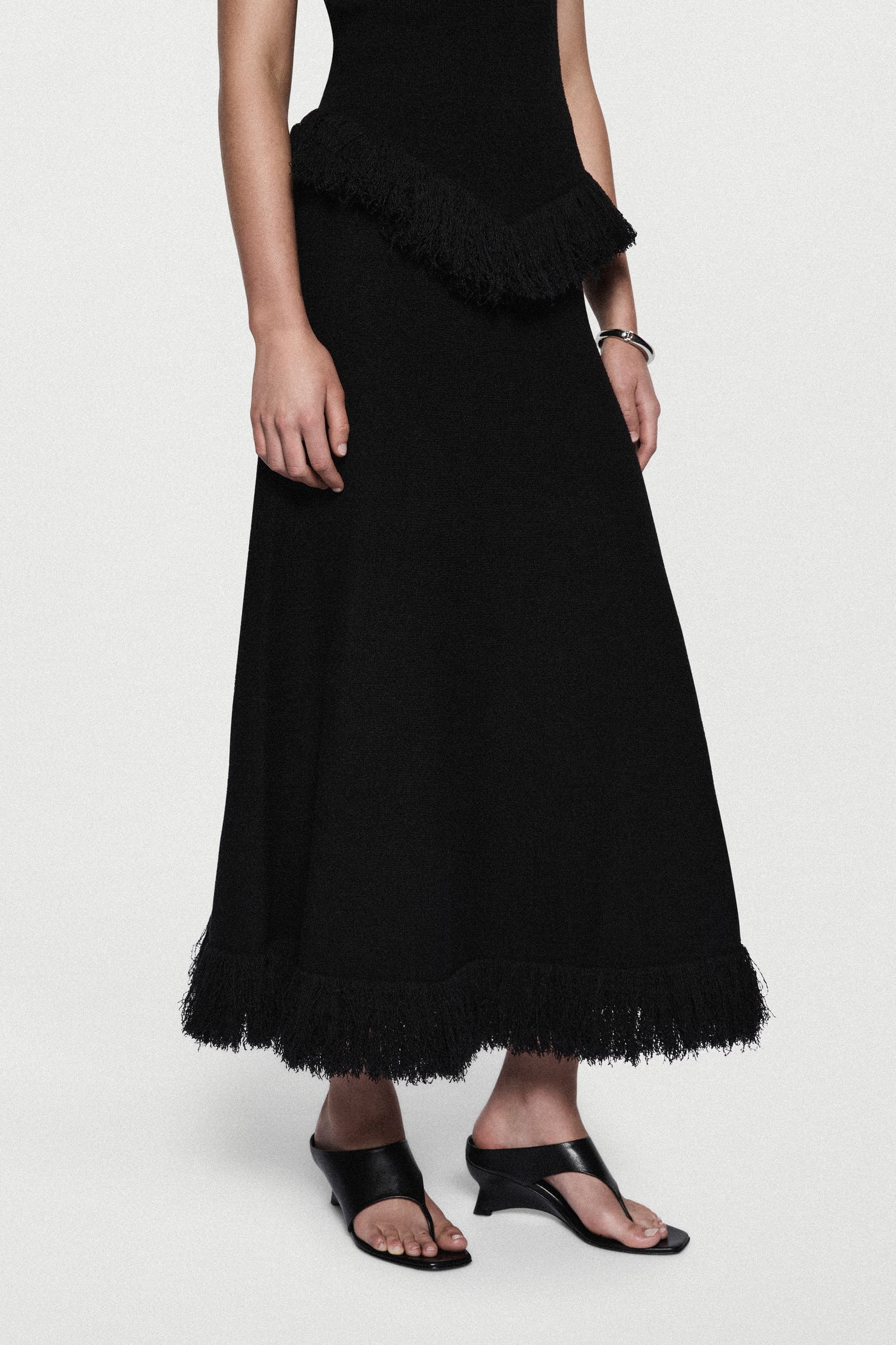 BOUCLE FRINGE SKIRT