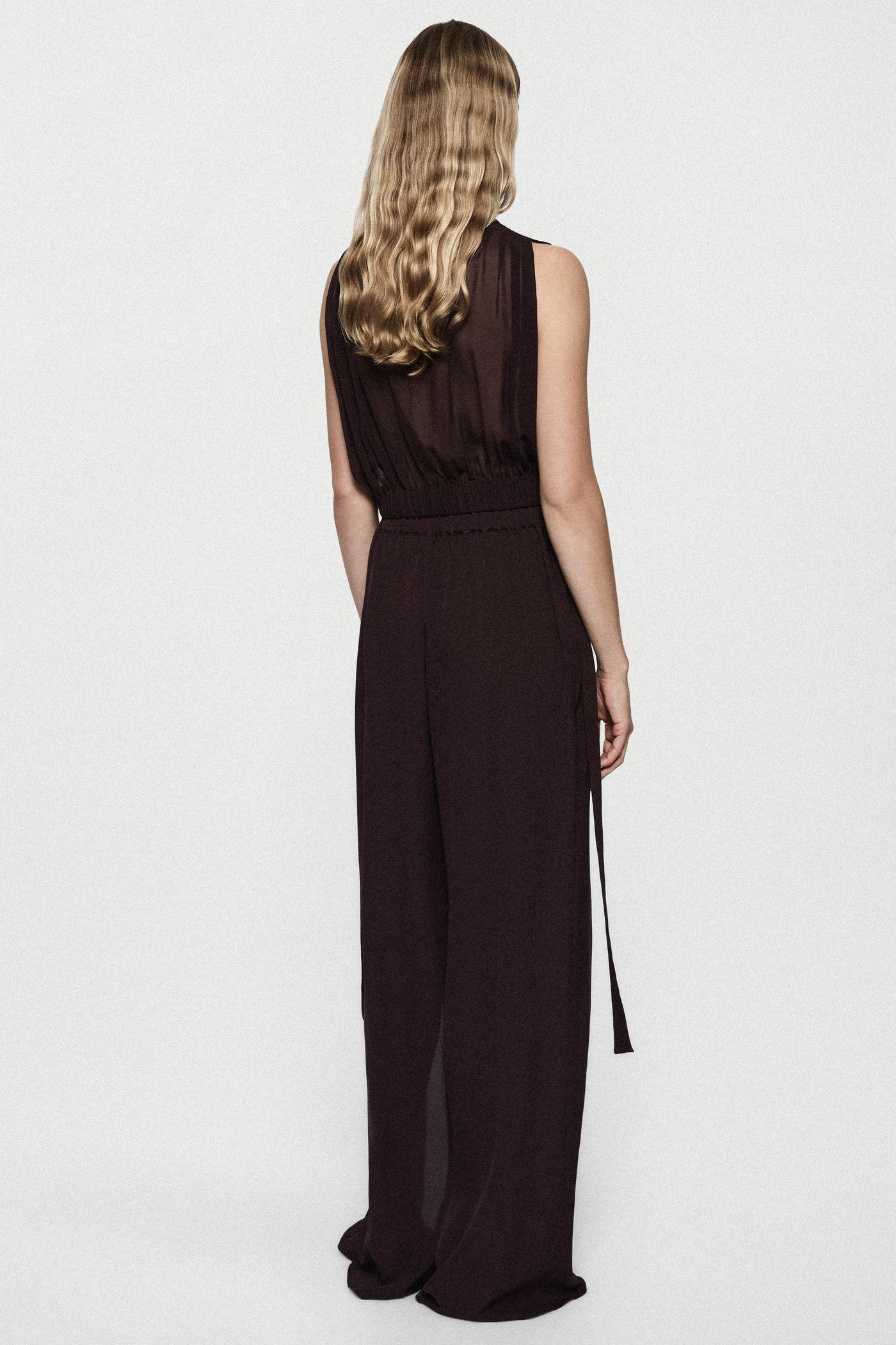 SILK HALTER TOP
