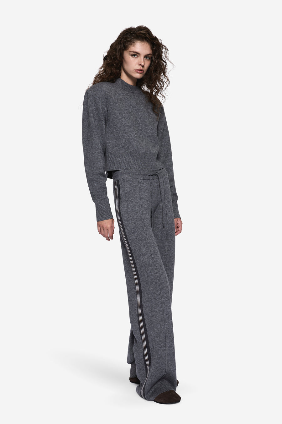 MERINO KNIT SWEATER