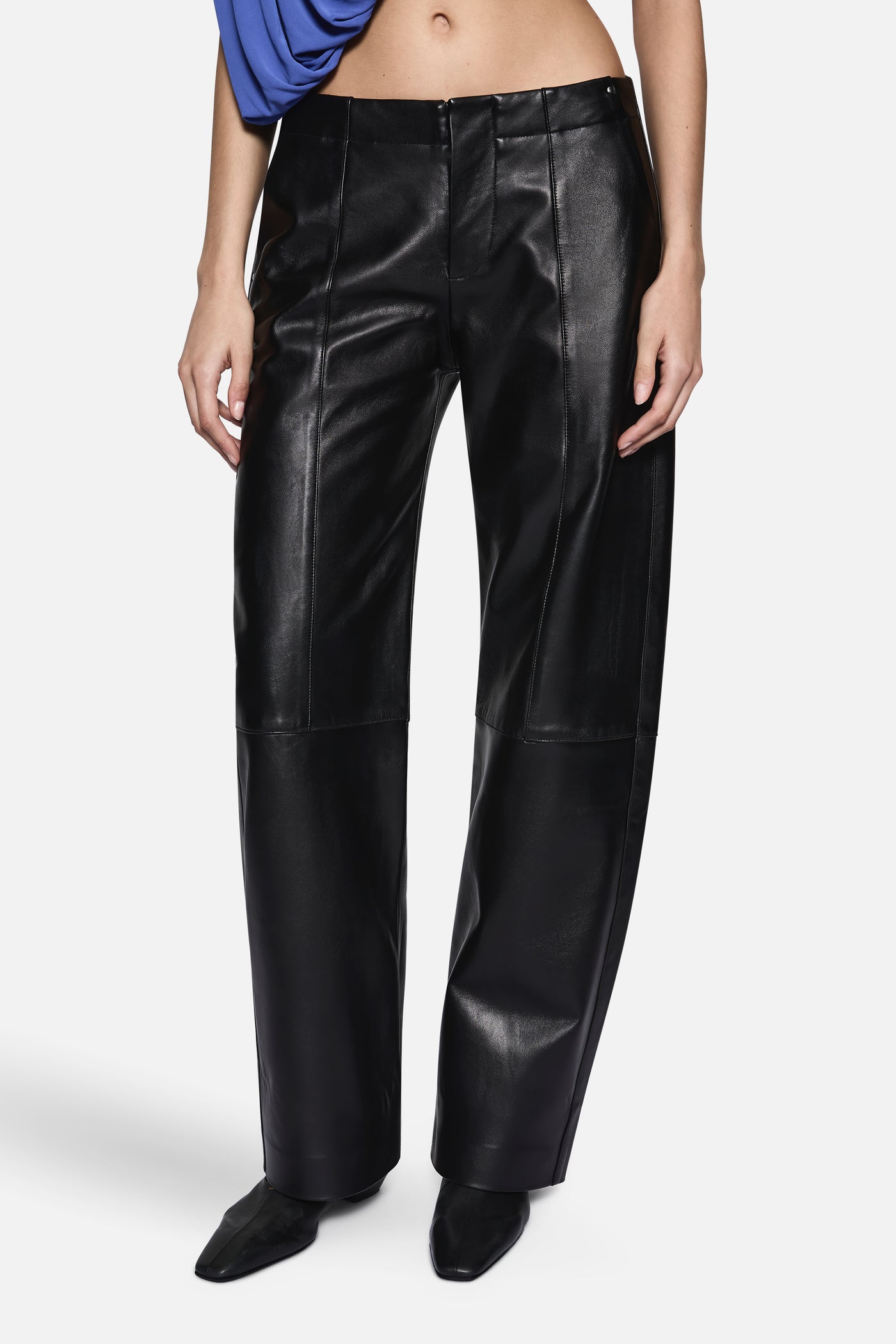 BOWED LEATHER PANT