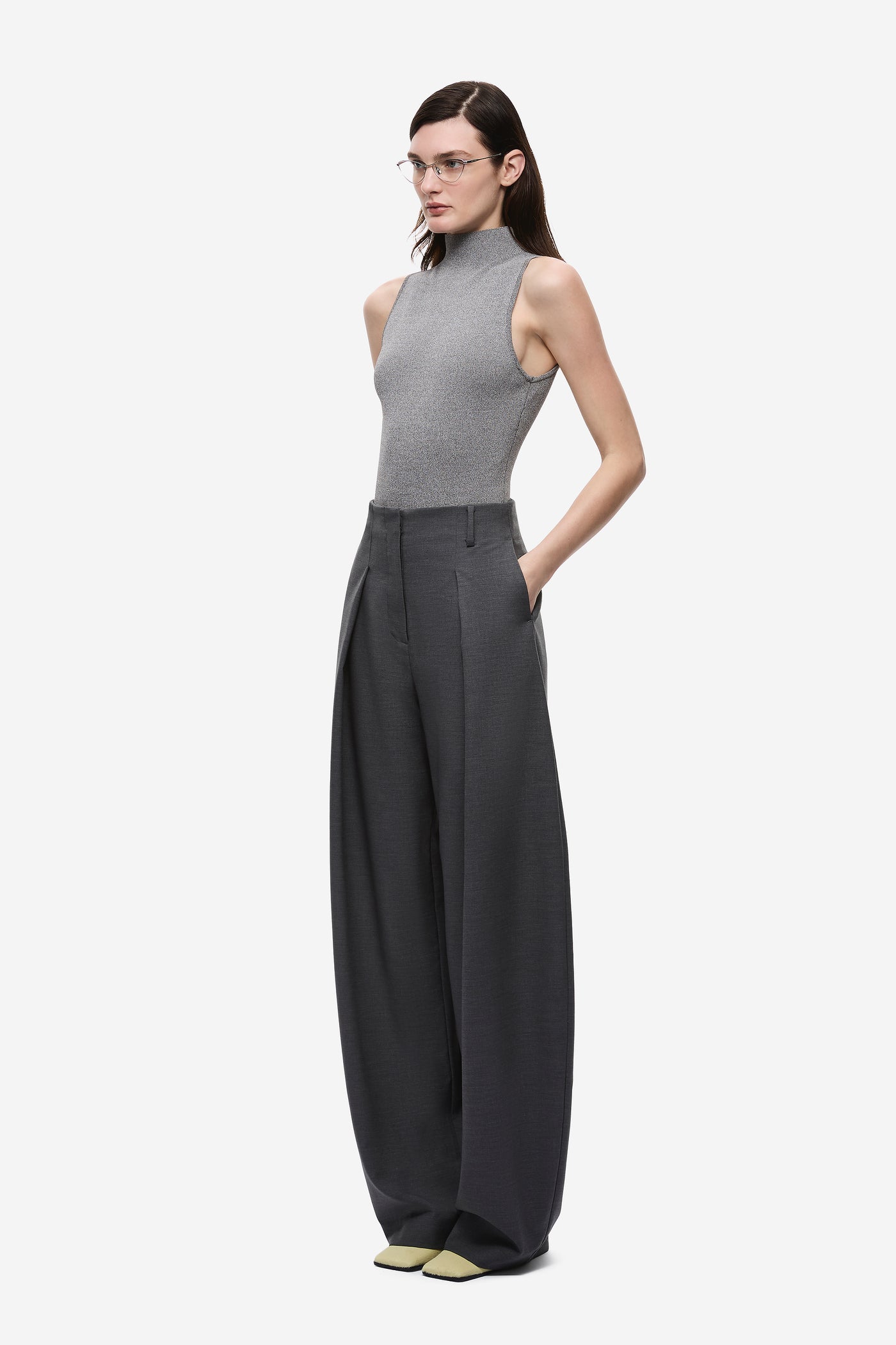 THE SCULPTED PANT