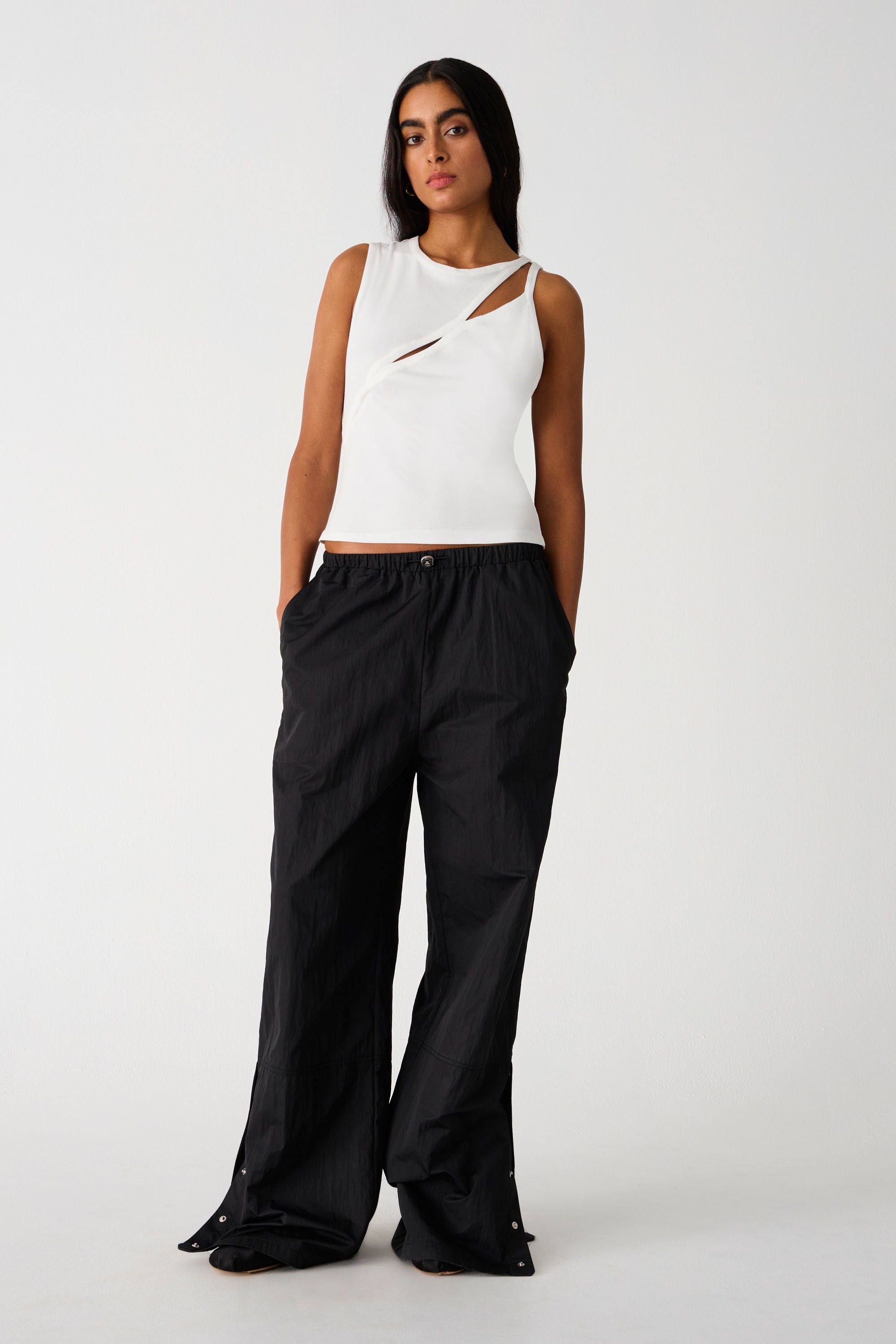 独特の素材 Sale MISHA – Pants ボトムス・スパッツ