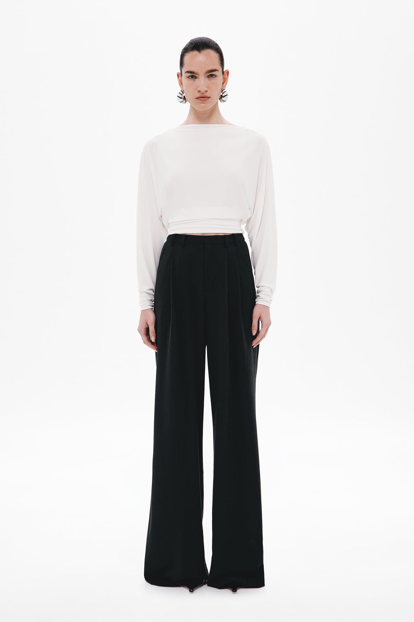 THE HIGH WAISTED SUITING PANT