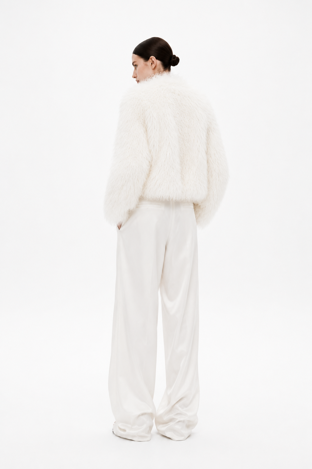 THE SHEARLING COAT