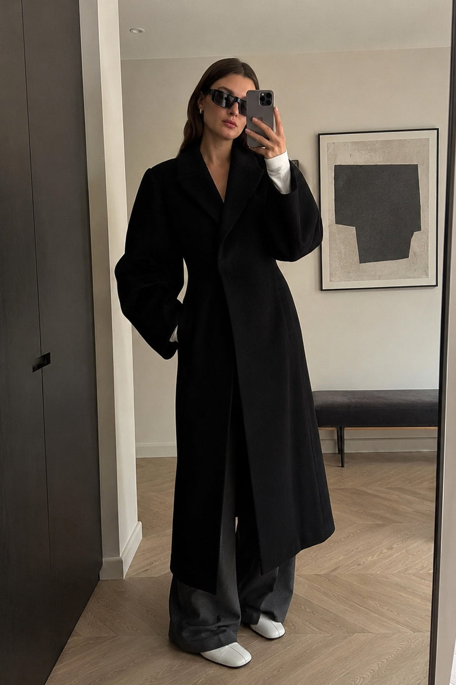 THE SCULPTED WOOL COAT