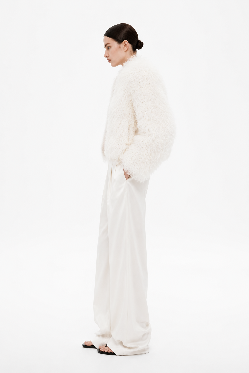 THE SHEARLING COAT – MISHA