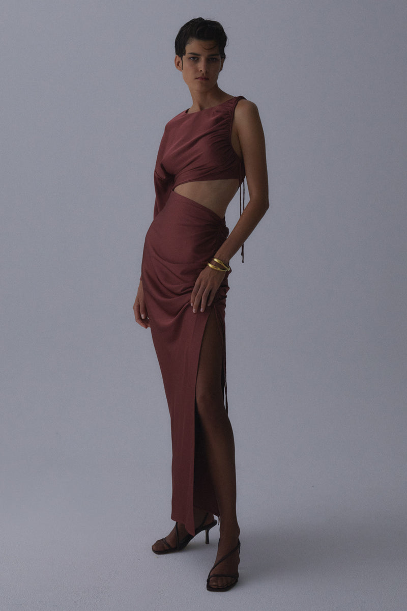 ANDARTA GOWN
