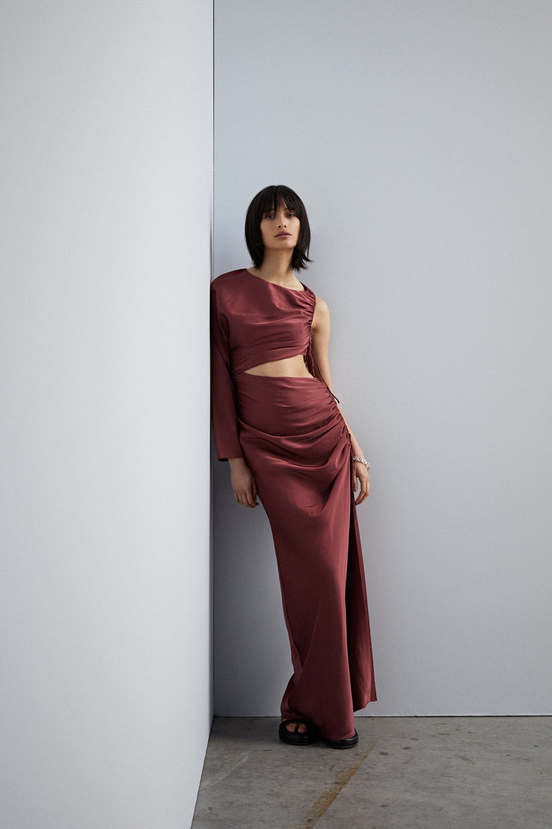 ANDARTA GOWN