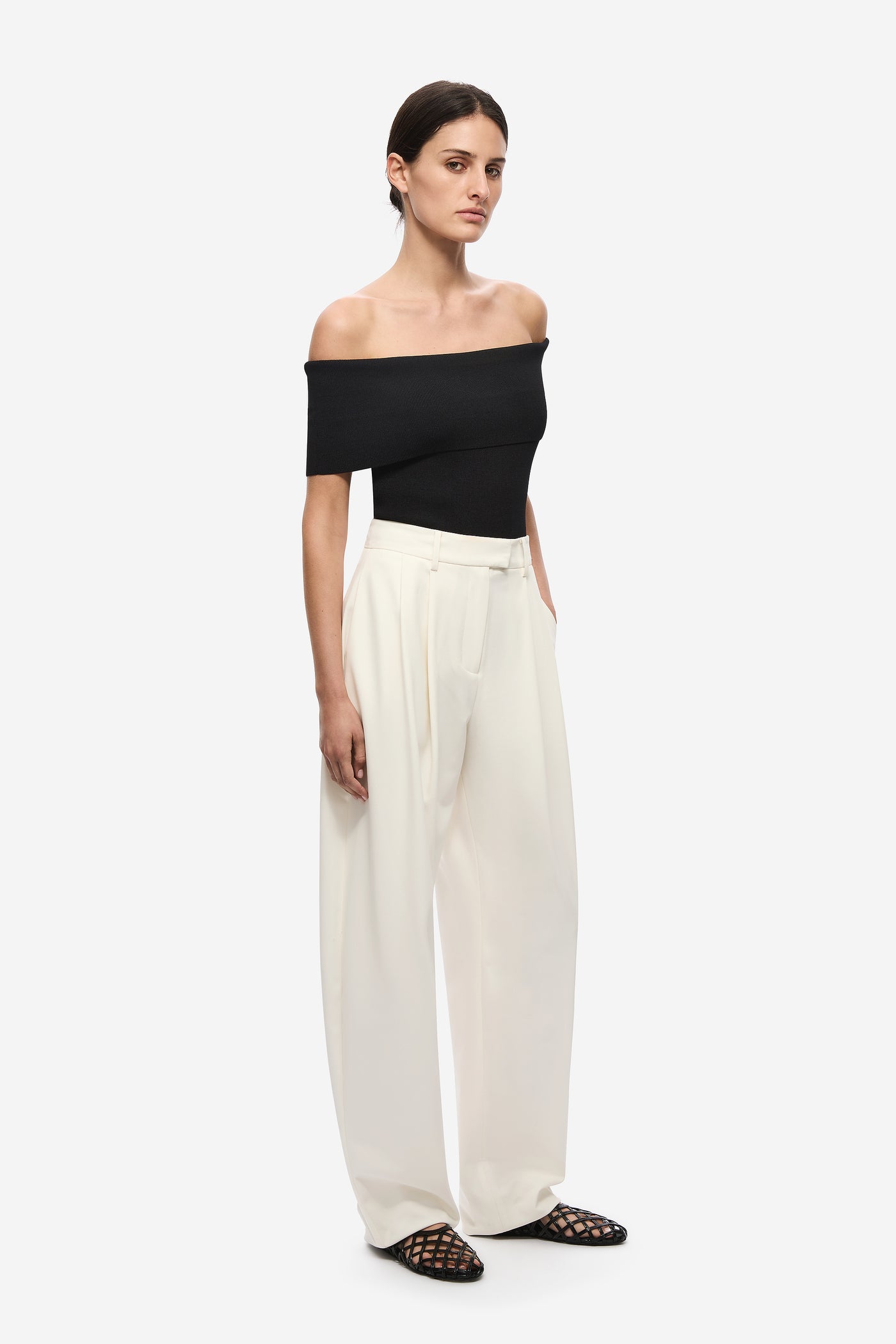 THE LINEAR COMPACT KNIT BODYSUIT