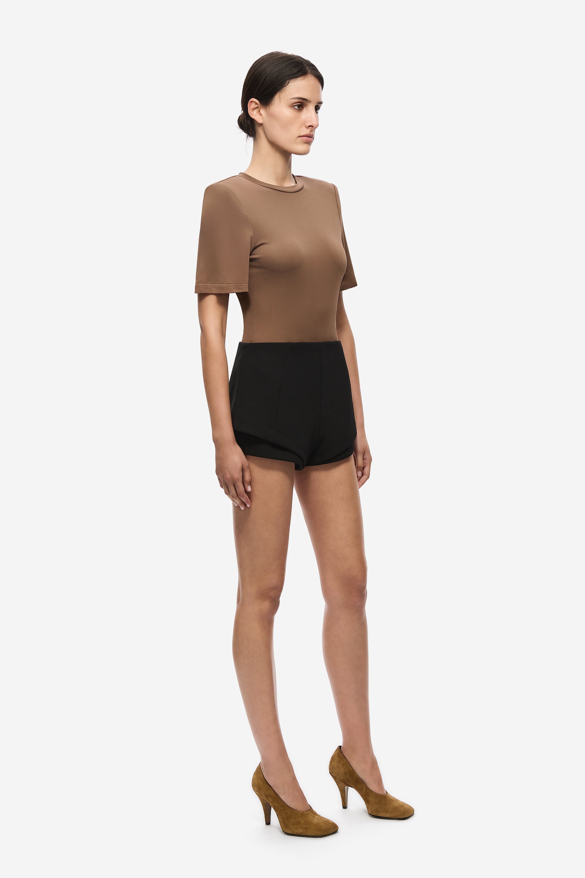 THE MOJAVE CREPE MINI SHORT – MISHA