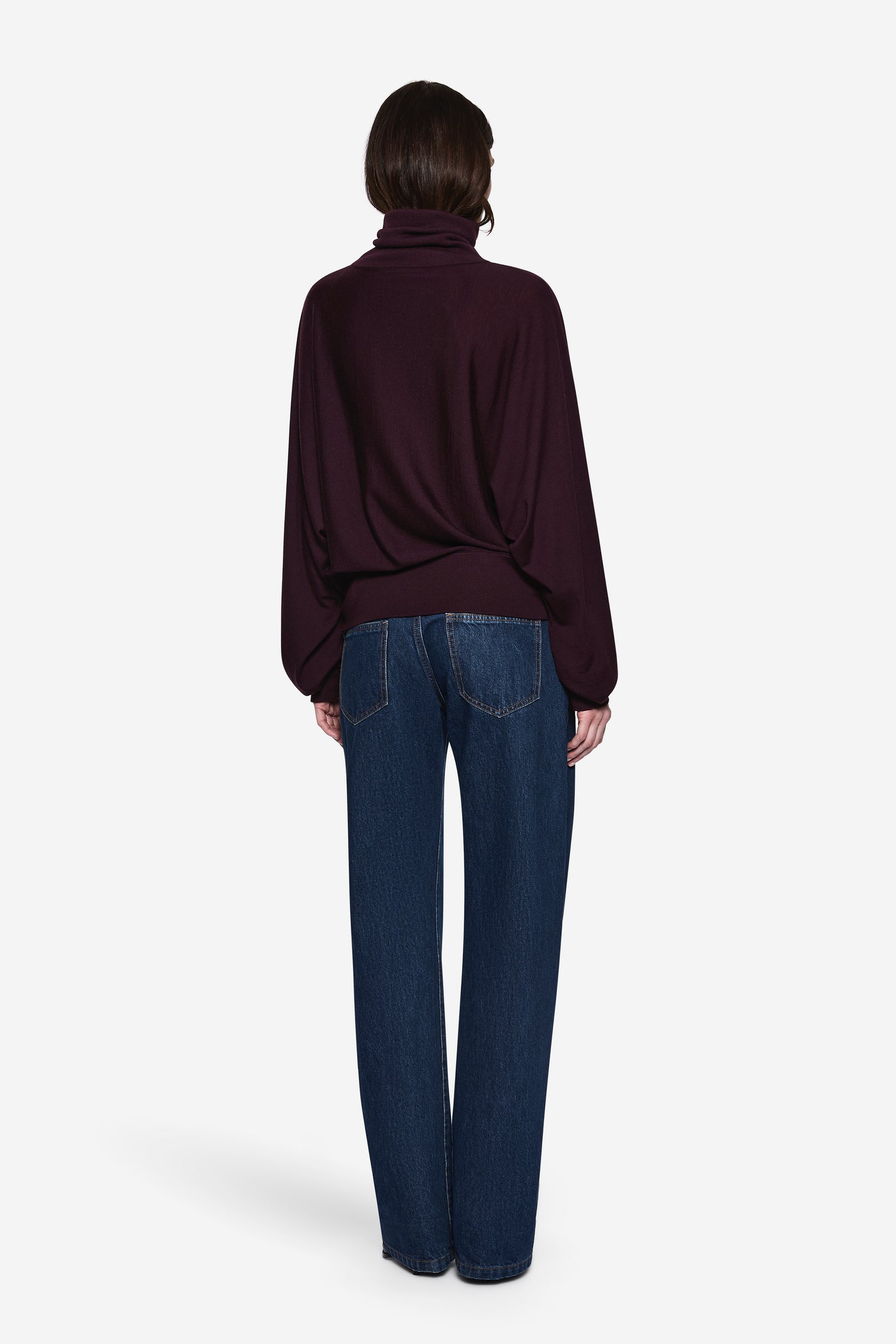 MERINO HIGH NECK SWEATER