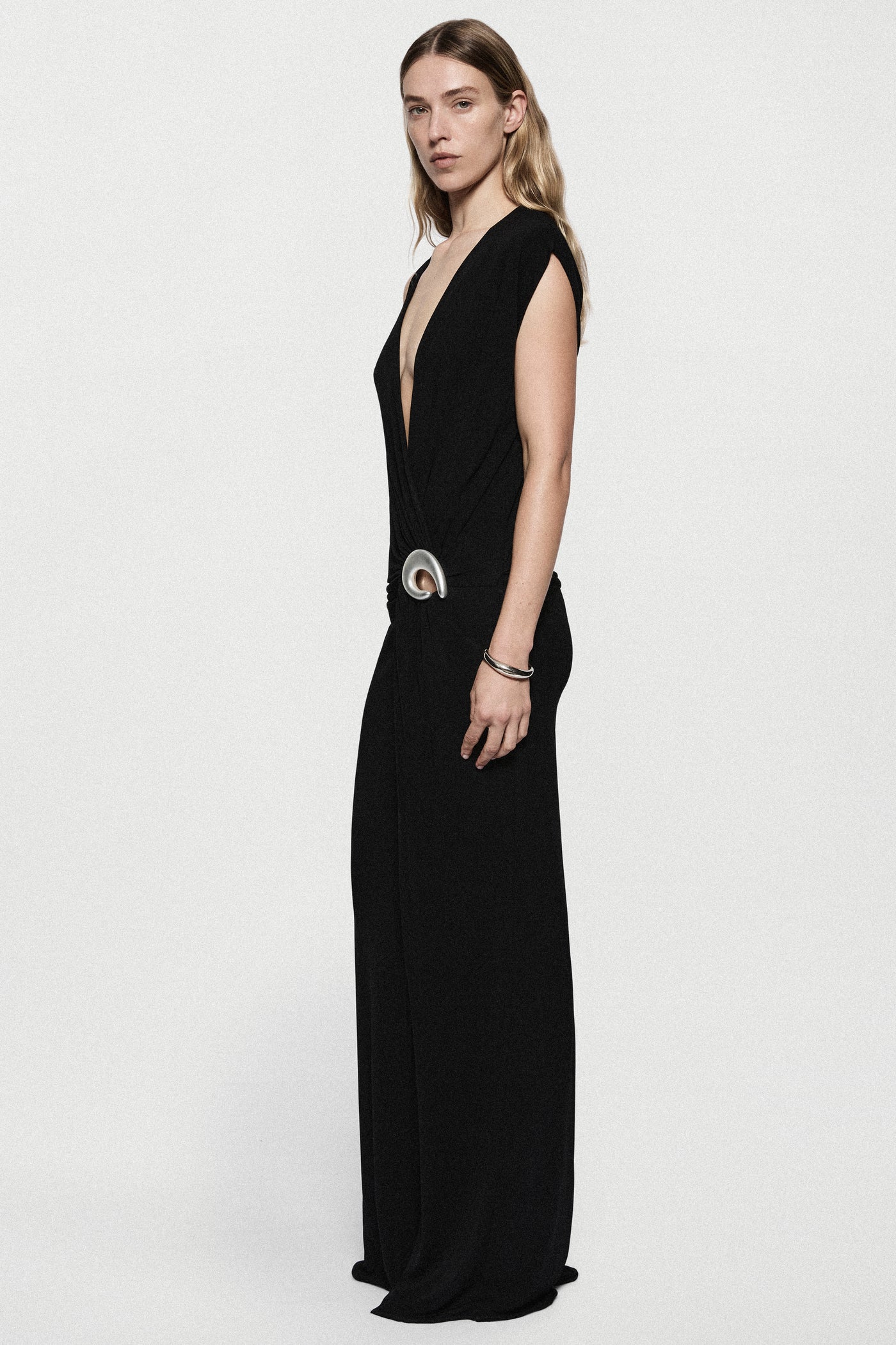 HARDWARE PLUNGE MAXI