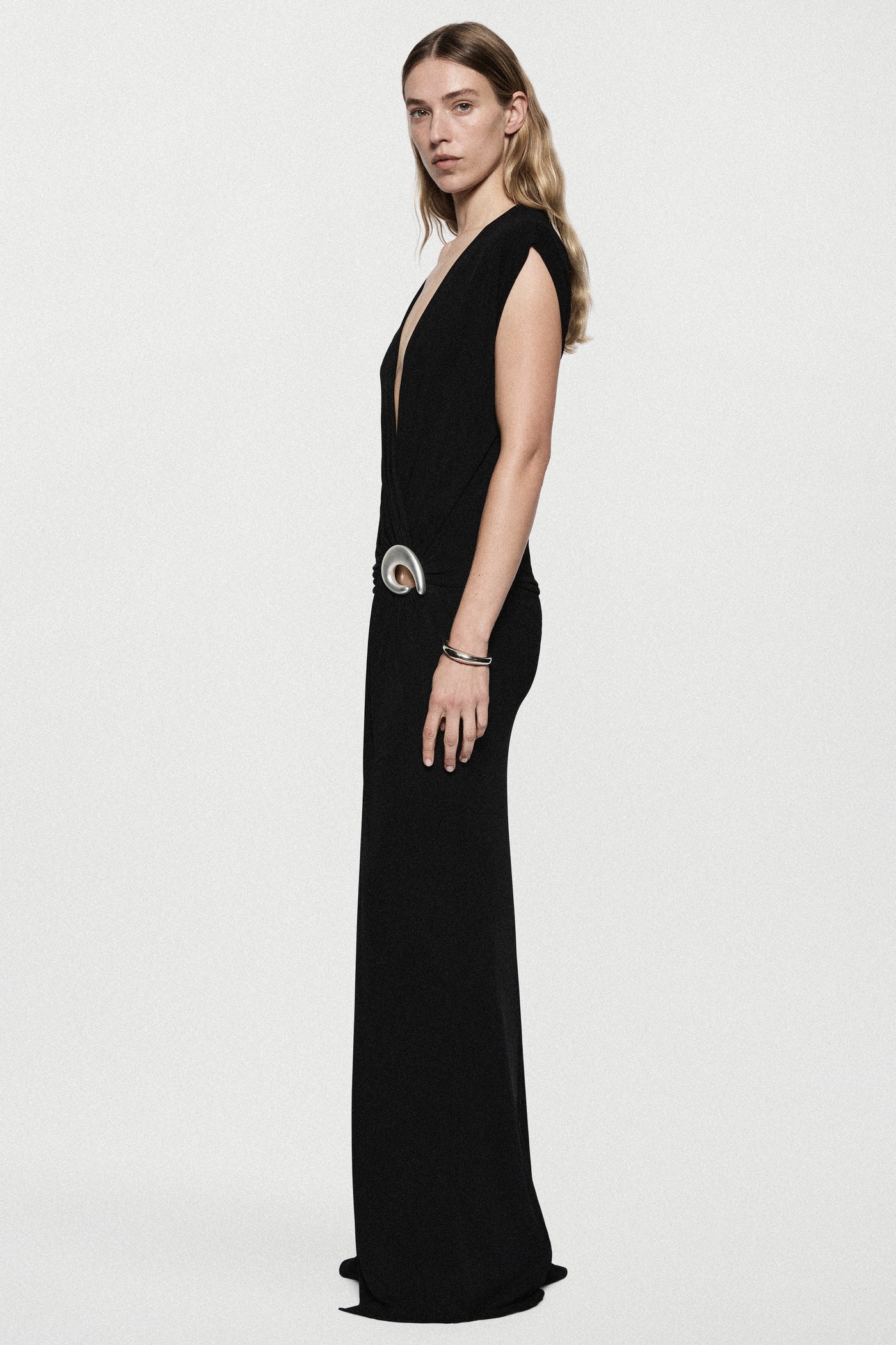 HARDWARE PLUNGE MAXI