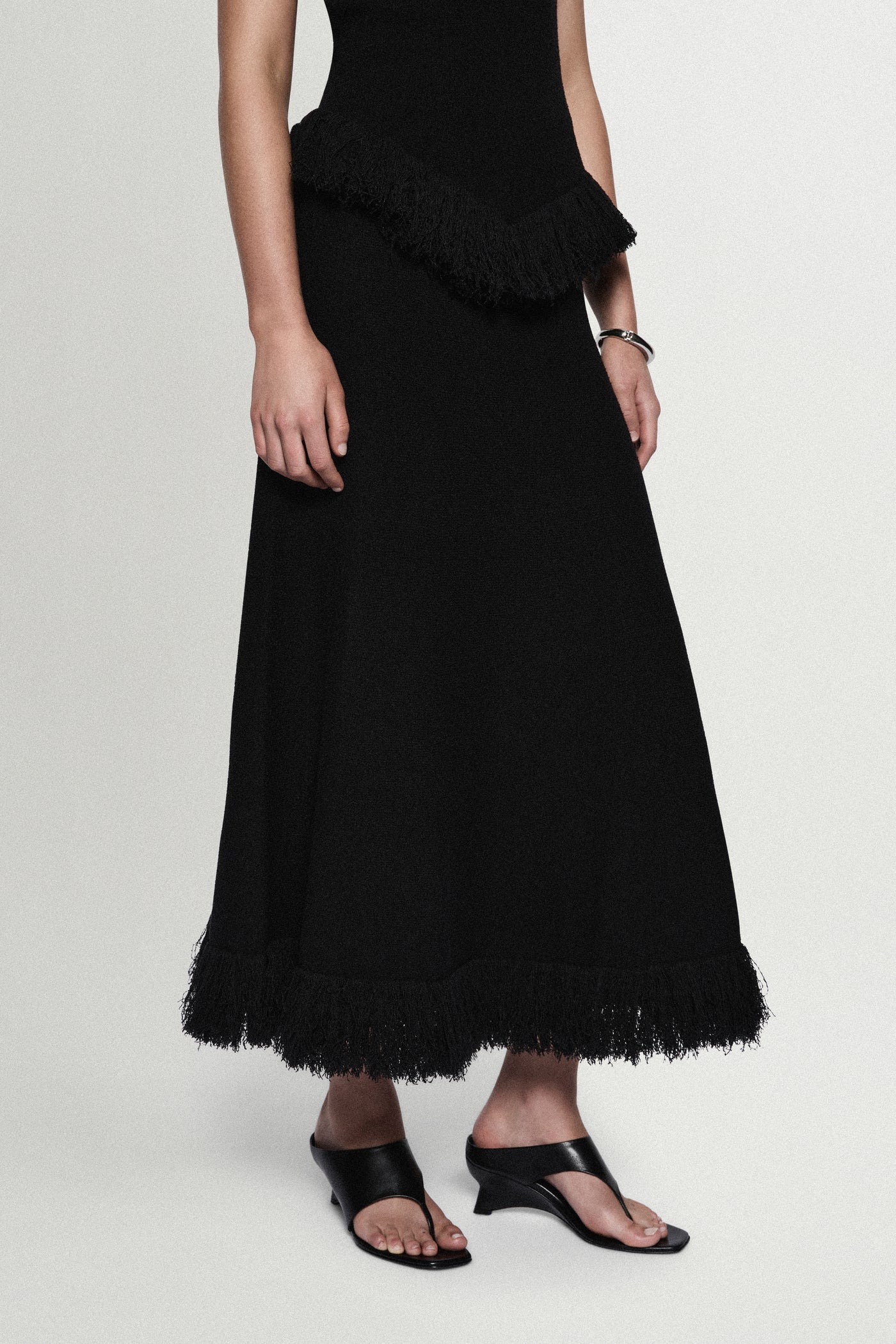 BOUCLE FRINGE SKIRT