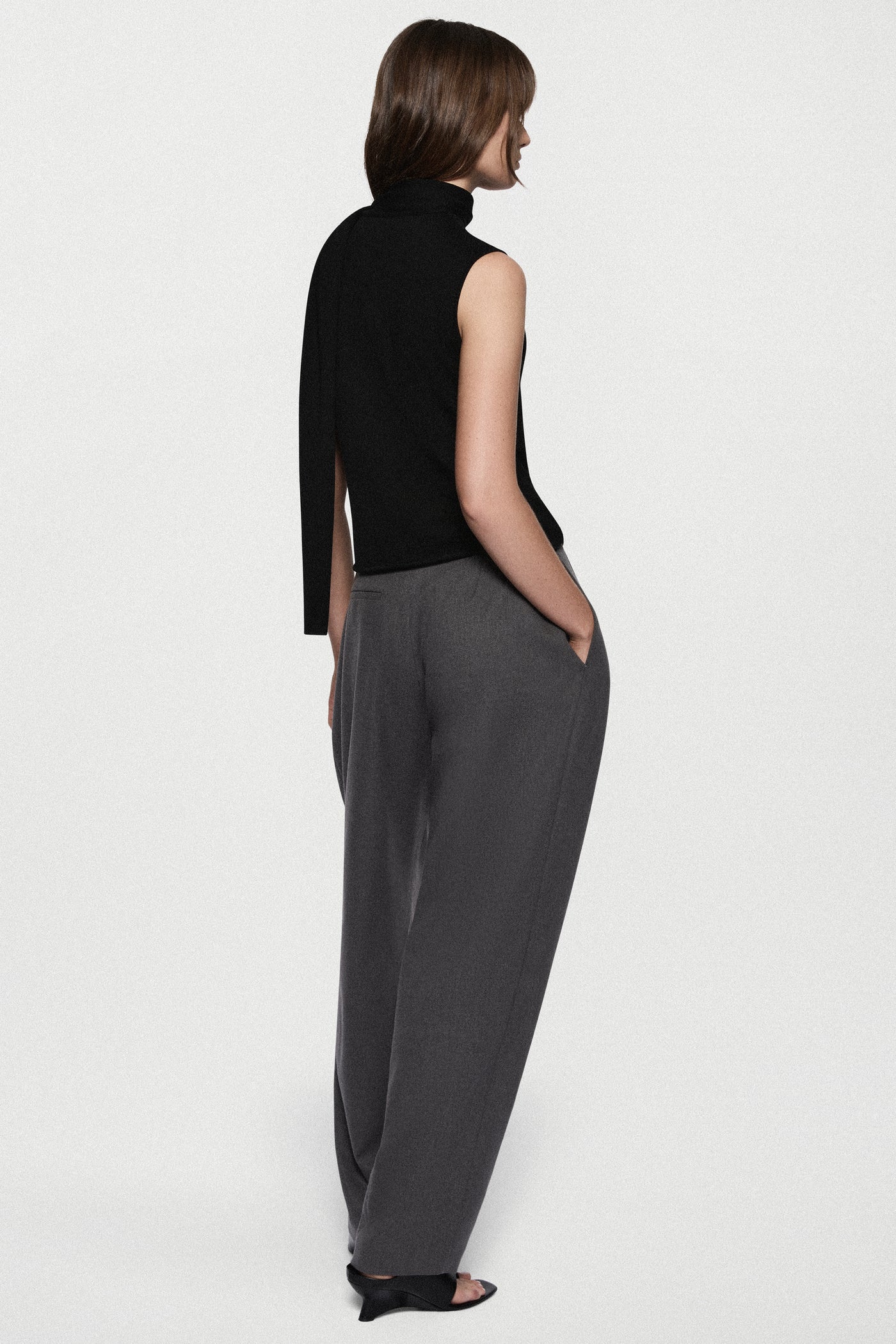 MERINO SCARF TOP