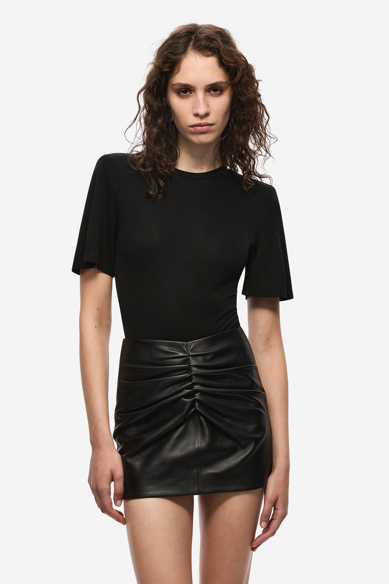 THE RUCHED LEATHER MINI SKIRT – MISHA